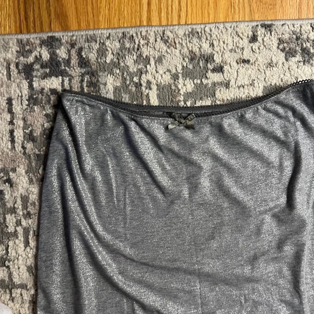 aerie silver metallic